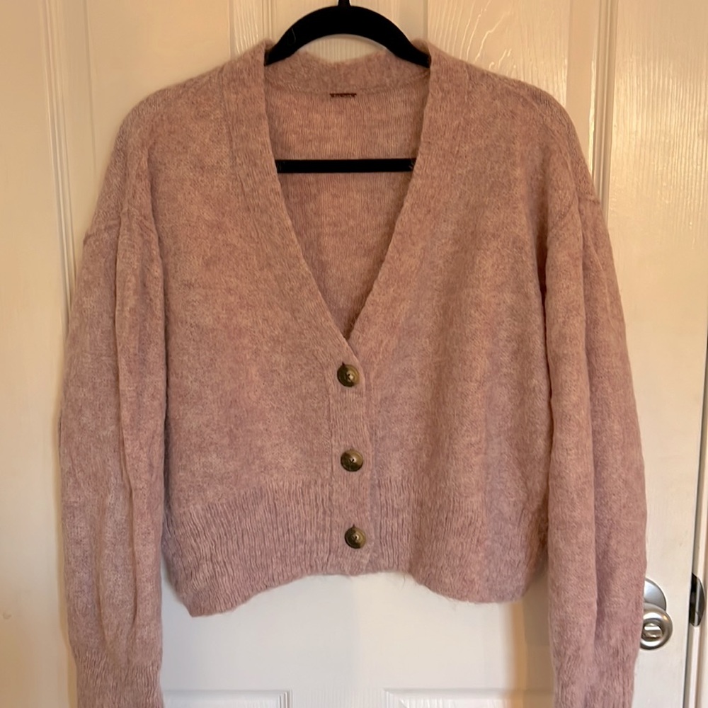 Free people slouchy pink cardigan